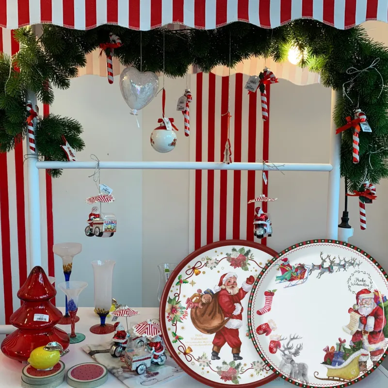 Teller & Platten|Kuchen & Torten^Cristalica 4er Set Weihnachtsteller mit Weihnachtsmann Motiv Keramik ca. 20,5cm Weiß/Rot/Grün