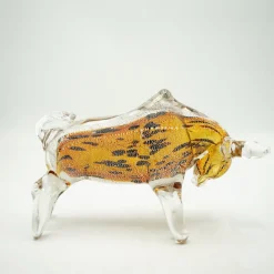Tiere & Figuren|Ostern^Cristalica Glasfigur Stier Höhe ca. 10,5cm/Länge ca. 21,5cm Hellbraun/Gelb/Amber Handarbeit