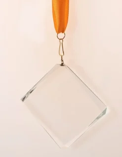 Pokal & Glasblock^Fan Unikate Glas-Medaille Quadrat Pokal inkl Band und Geschenkverpackung