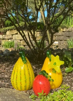 Halloween|Obst & Gemüse^Cristalica GmbH Kürbis Gemüse mit Blüte 30cm Glas Früchte Figuren Küche Vitrine Sammeln Glaskunst