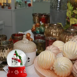 Weihnachten|Weihnachten^Cristalica Schüttelkugel-Schneemann oder Zwerge auf Sockel Höhe ca. 9,2cm